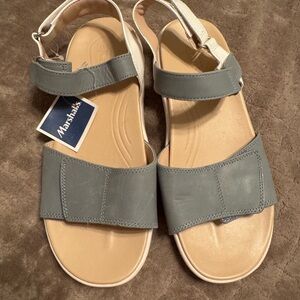 Gray Leather Strole Sandals